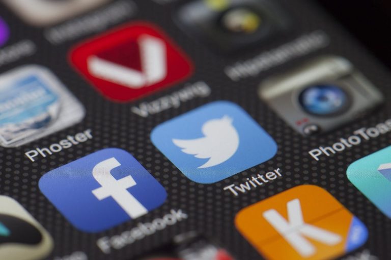 Ucuz SMM Panel: Sosyal Medya Büyütmenin En Kolay Yolu medya4